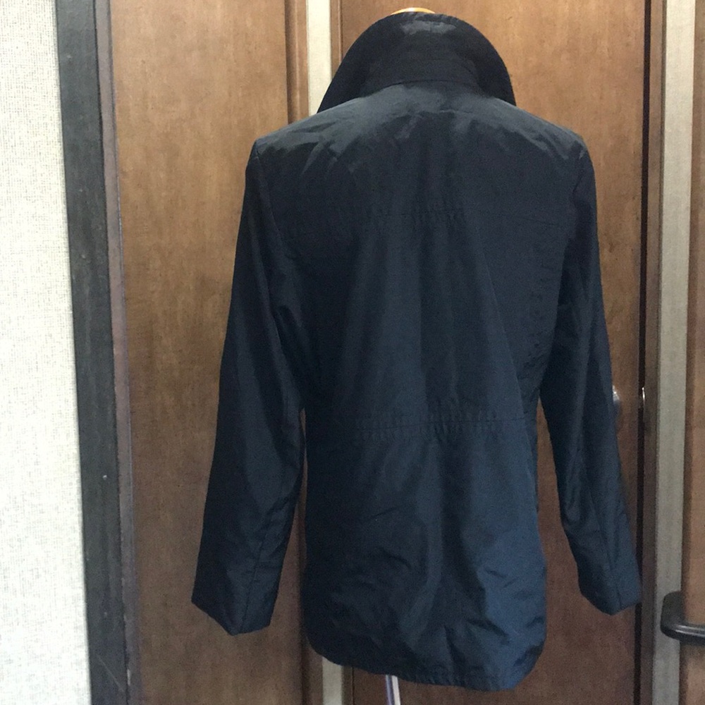 Gap Lightweight Puffer Jacket - image 3